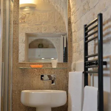 Gatto Bianco D'allora * Alberobello